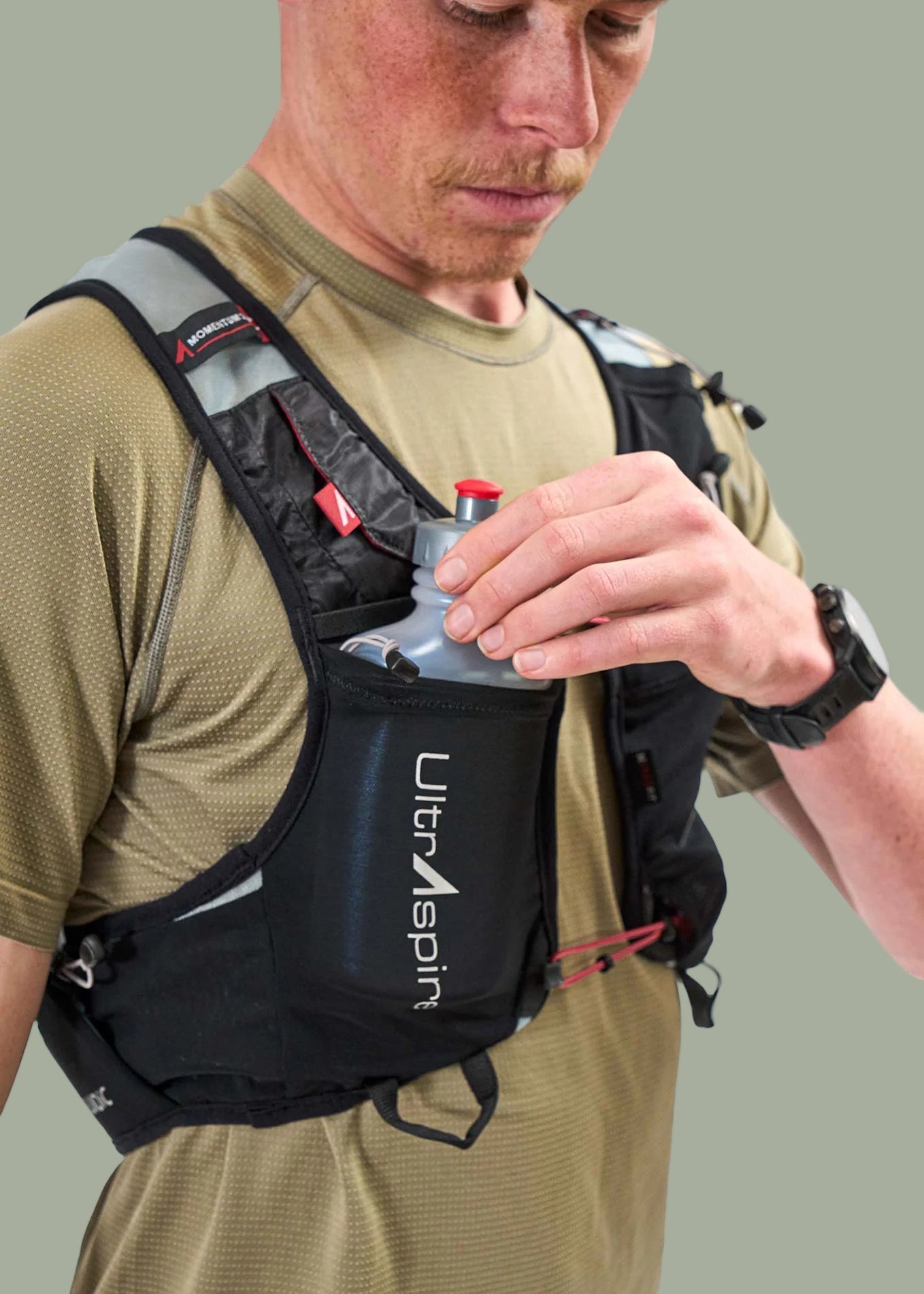 UltrAspire Momentum V2 - 6L Black