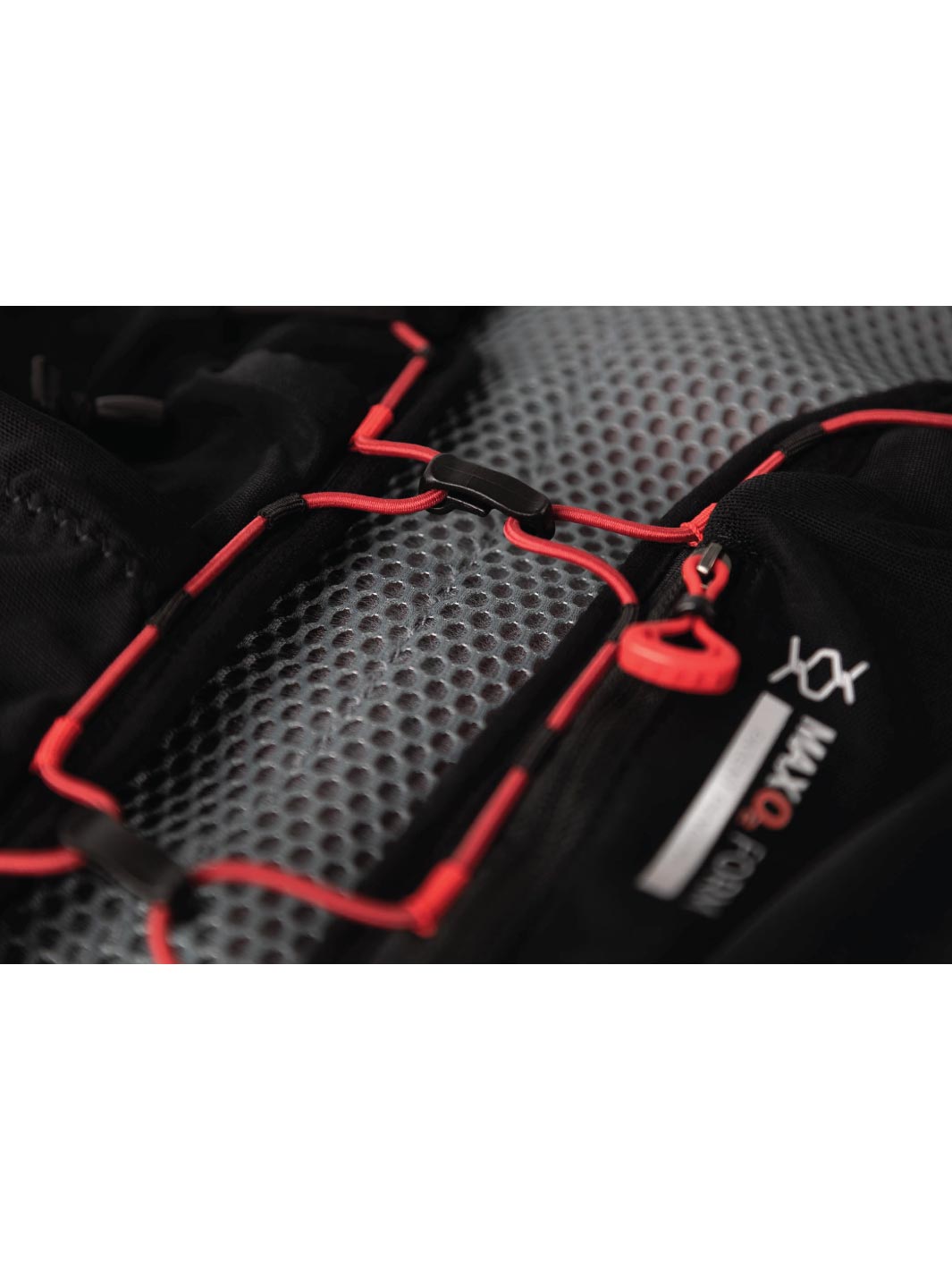 close up if the ultraspire zygos v5 backpack max 02 harness